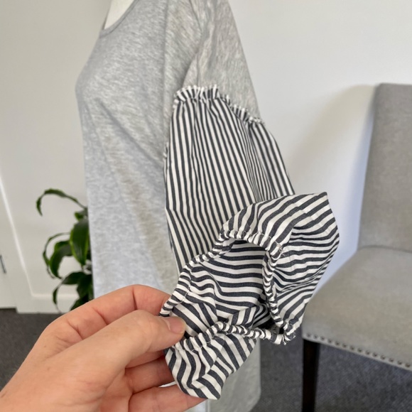 **SOLD**Como Vintage Grey Jersey Puff Sleeve Dress. Size M - Picture 4 of 10